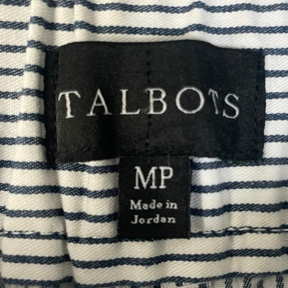 Talbots Women’s Medium Petite White With Navy Stripes Pull On Capris - Picture 2 of 3